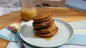 Gingerbread Cookie Pancakes