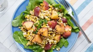 Grilled Peach and Corn Salad