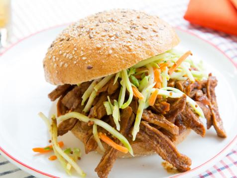 Quick Pulled Pork Sandwiches