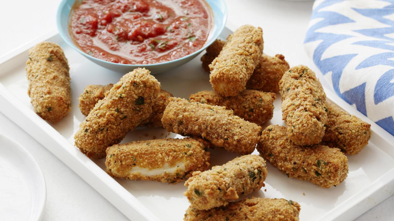 Healthy Mozzarella Sticks