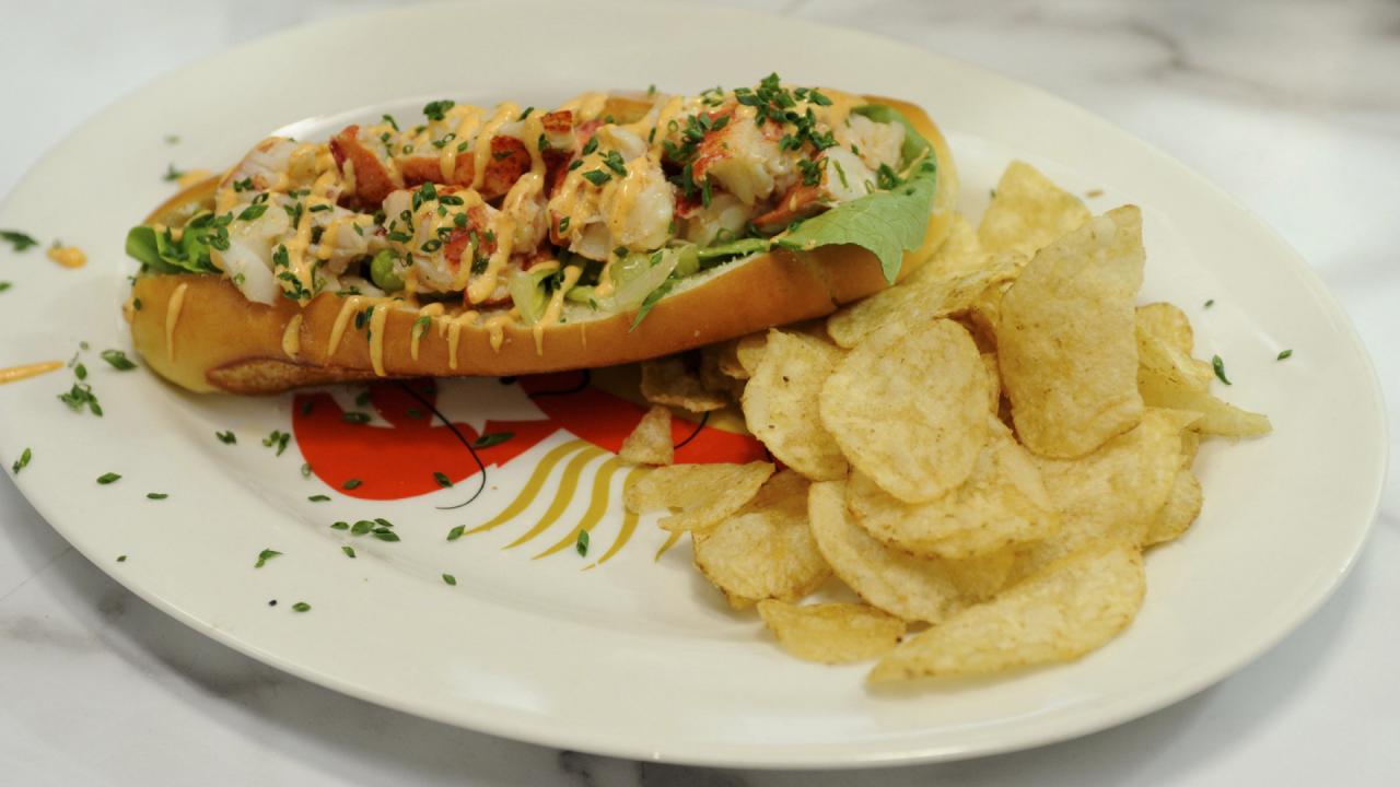 Geoffrey's Lobster Roll