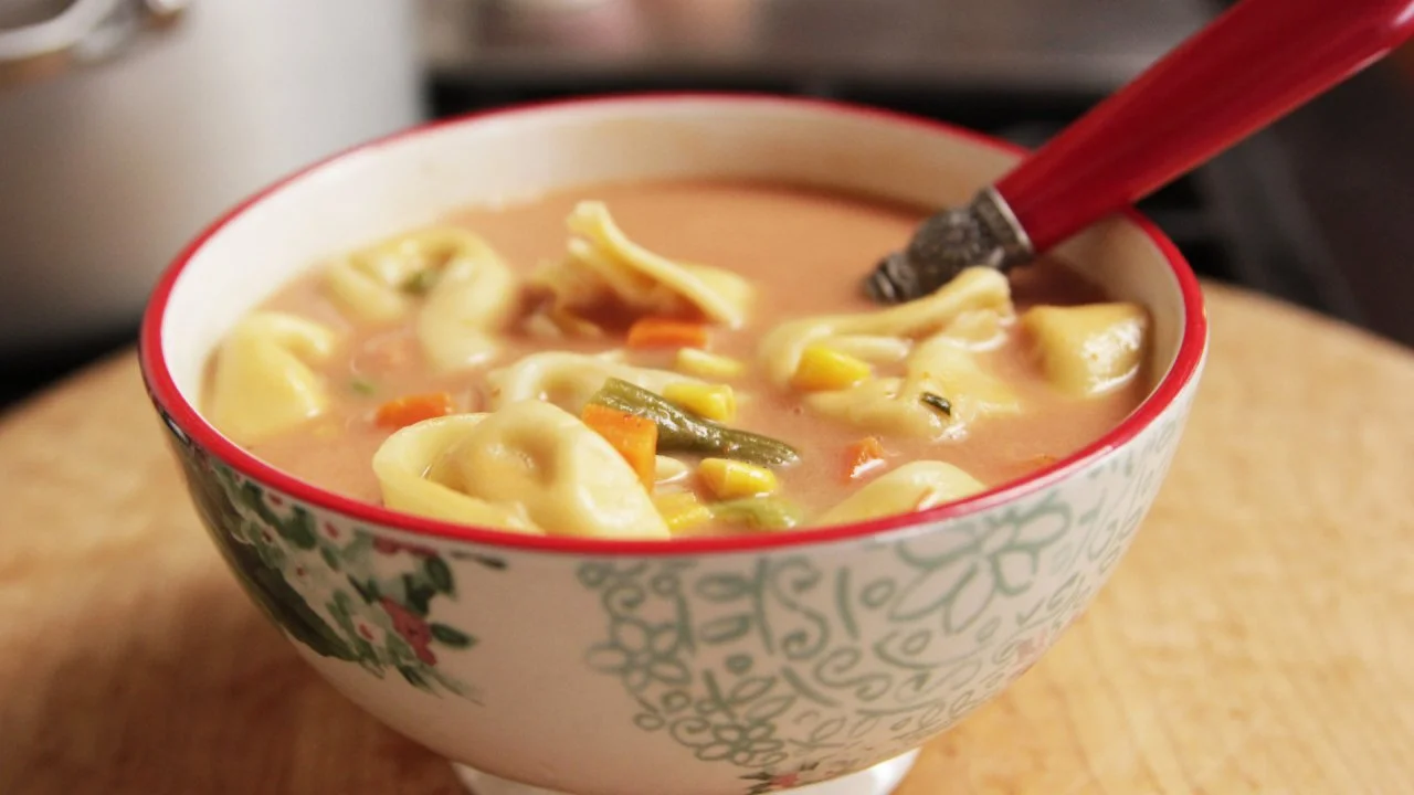 Ree's Veggie Tortellini Soup