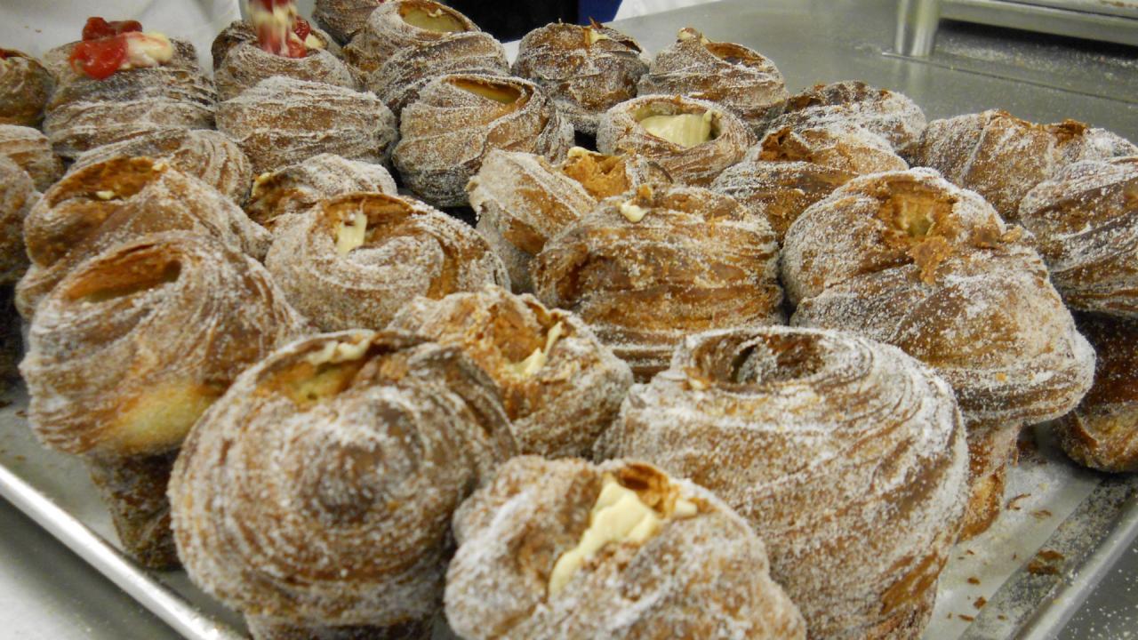 PB&J Cruffin