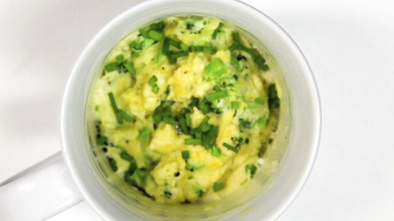 Office Eats: Omelet in a Mug
