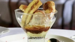 Arnaud's Bananas Foster