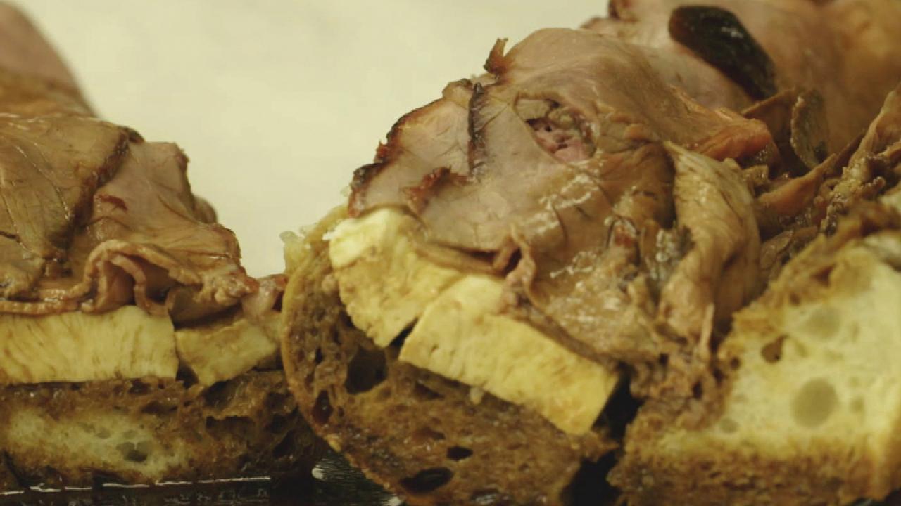Fiore's Roast Beef and Mutz