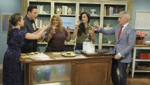 Eggless Caesar Salad Dressing