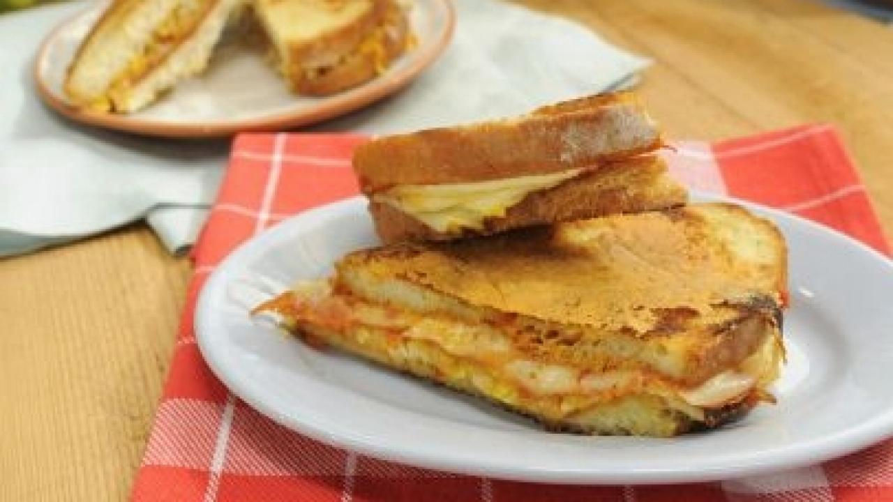 Pizza Parlor Grilled Cheese