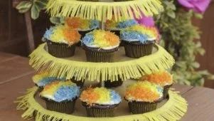 Pinata Cupcakes
