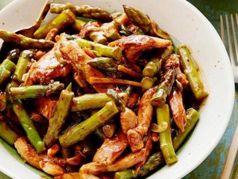 Asparagus and Chicken Stir-Fry