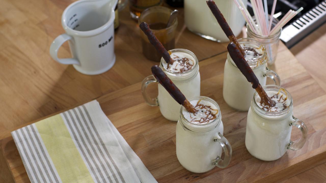 Vanilla Bourbon Milkshake Recipe