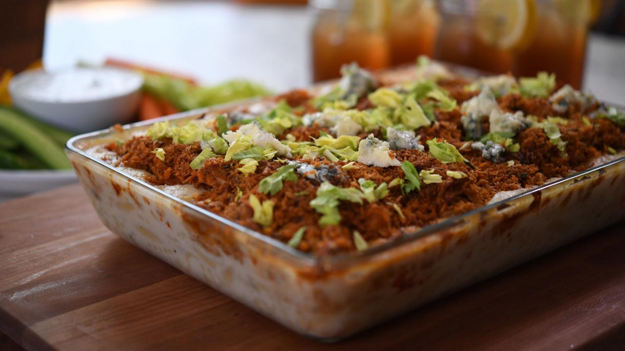 Eddie's Game-Day Playbook -- Buffalo Chicken Mac and Cheese