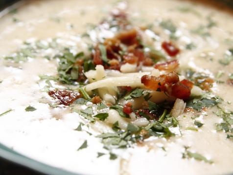 Cheesy Cauliflower Soup