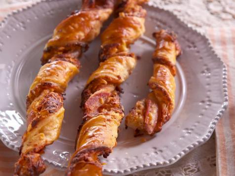 Bacon-Cheddar Straws