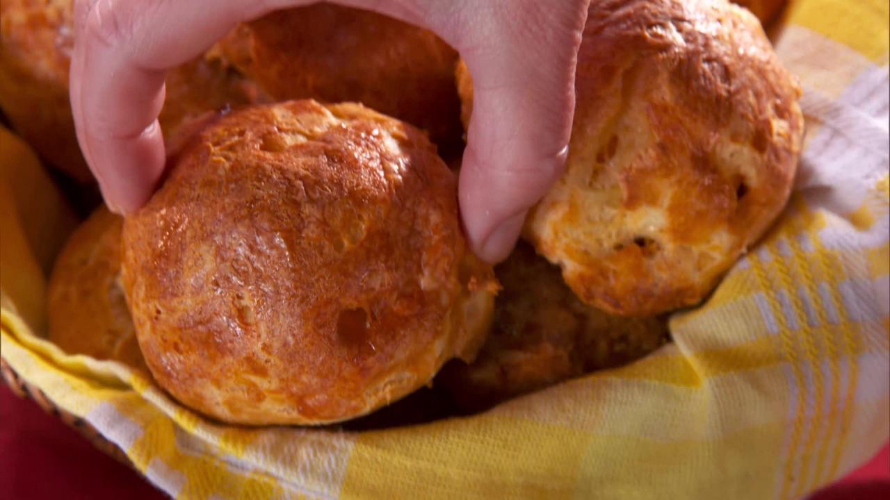 Cheesy Puff Biscuits