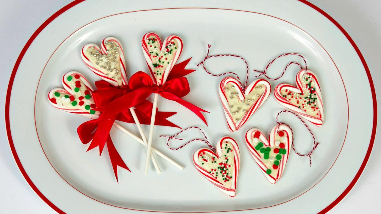 Candy Cane Heart Pops