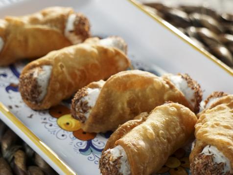 Valerie Bertinelli's Homemade Cannoli Recipe