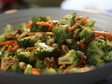 Broccoli Carrot Salad