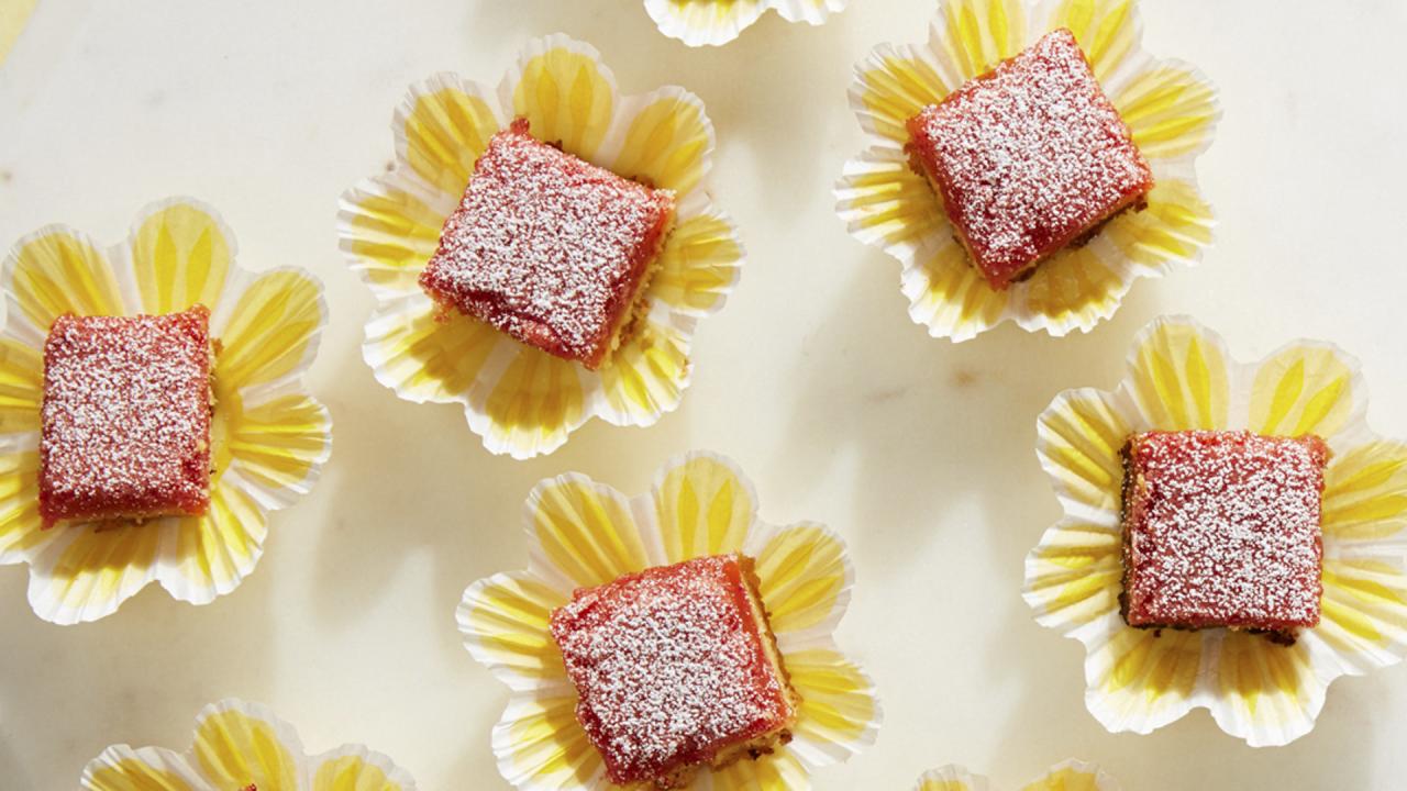 Strawberry Lemonade Bars