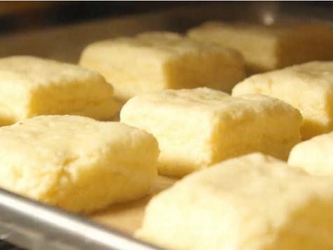 Homemade Buttermilk Biscuits