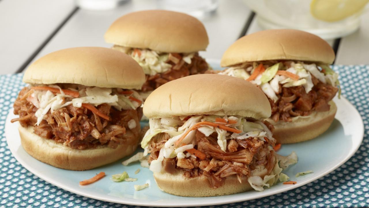 BBQ Pulled Jackfruit Sandwich