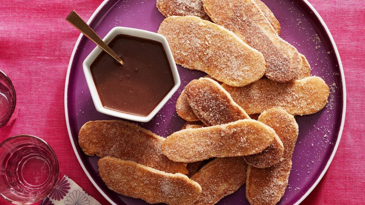 Churro Pancakes