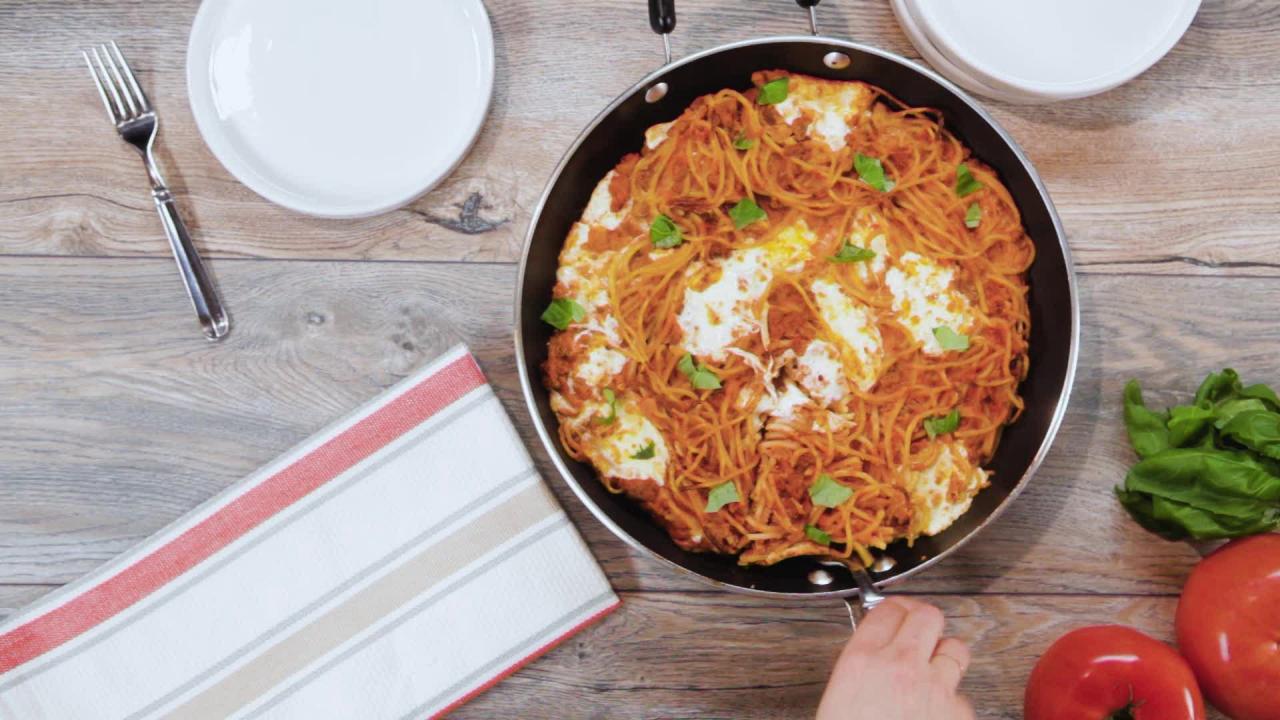 Beefy Cheesy Spaghetti Pie