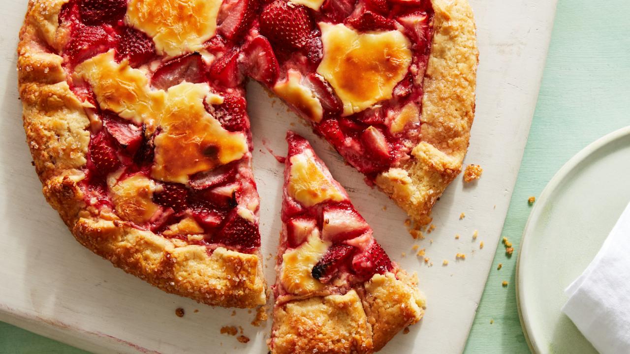 Strawberry Cheesecake Galette
