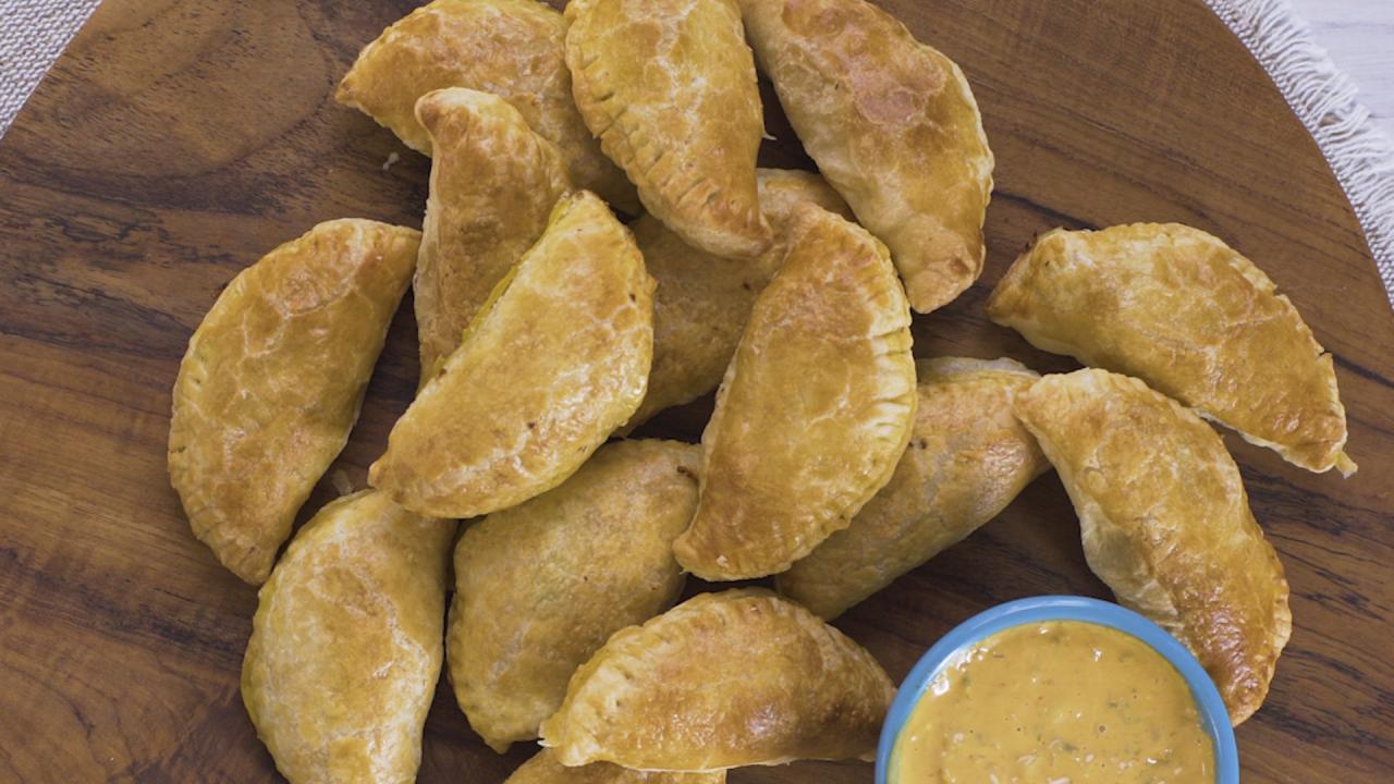 Cheeseburger Empanadas