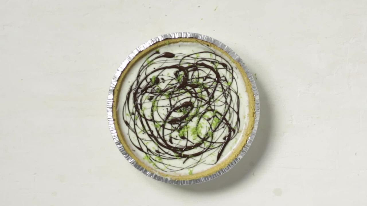 4-Ingredient Coconut Lime Pie