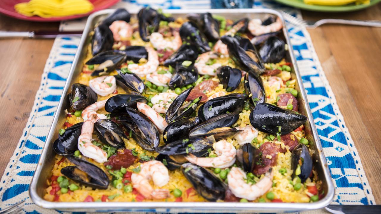 Grilled Sheet Pan Paella