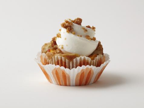 Peach Cobbler Cupcakes