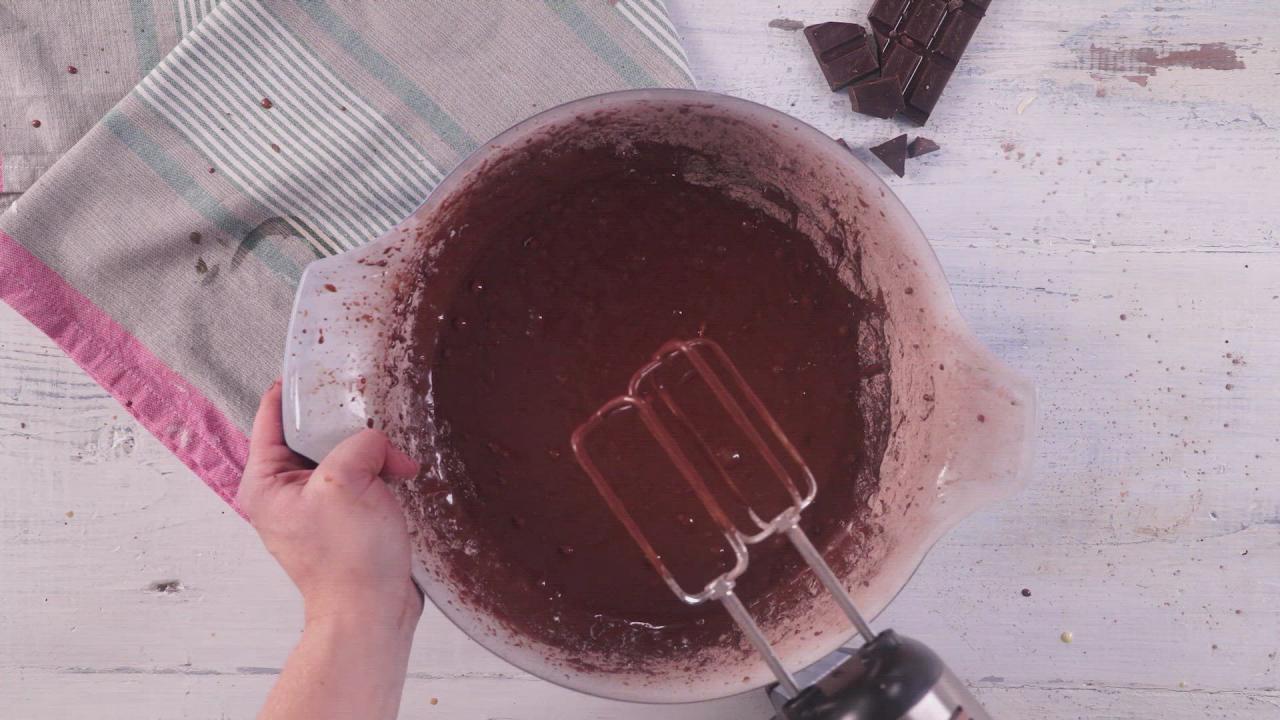 Chocolate Mayonnaise Cake