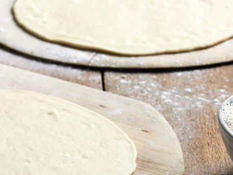 2-Ingredient Pizza Dough