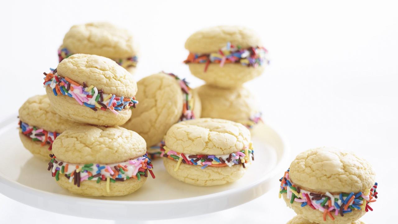 Birthday Whoopie Pies