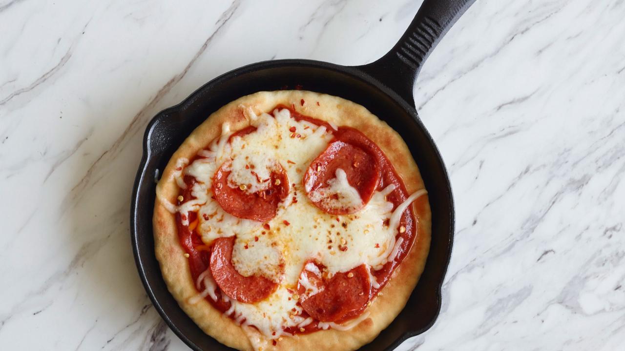 4 Things to Cook in a Cast Iron Skillet