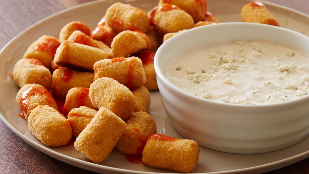 Baked Buffalo Cauliflower Tots