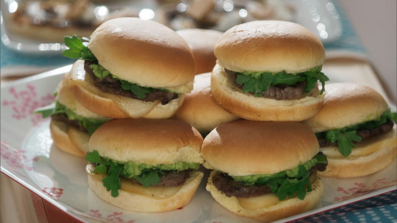 Steak and Guacamole Buns