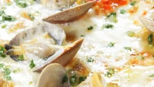 Vongole Bianco Pizza