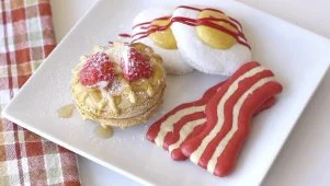 Breakfast Macarons