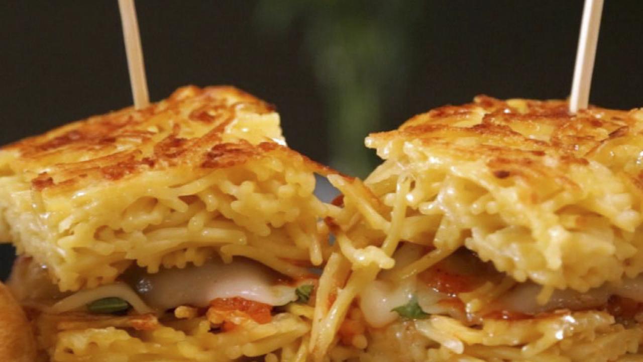 Spaghetti and Meatballwich