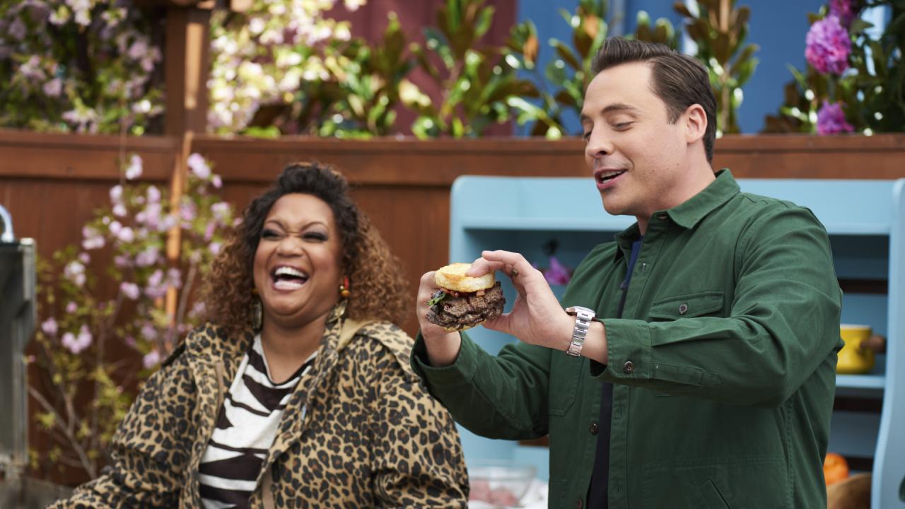 Sunny's Easy Bruschetta Burger