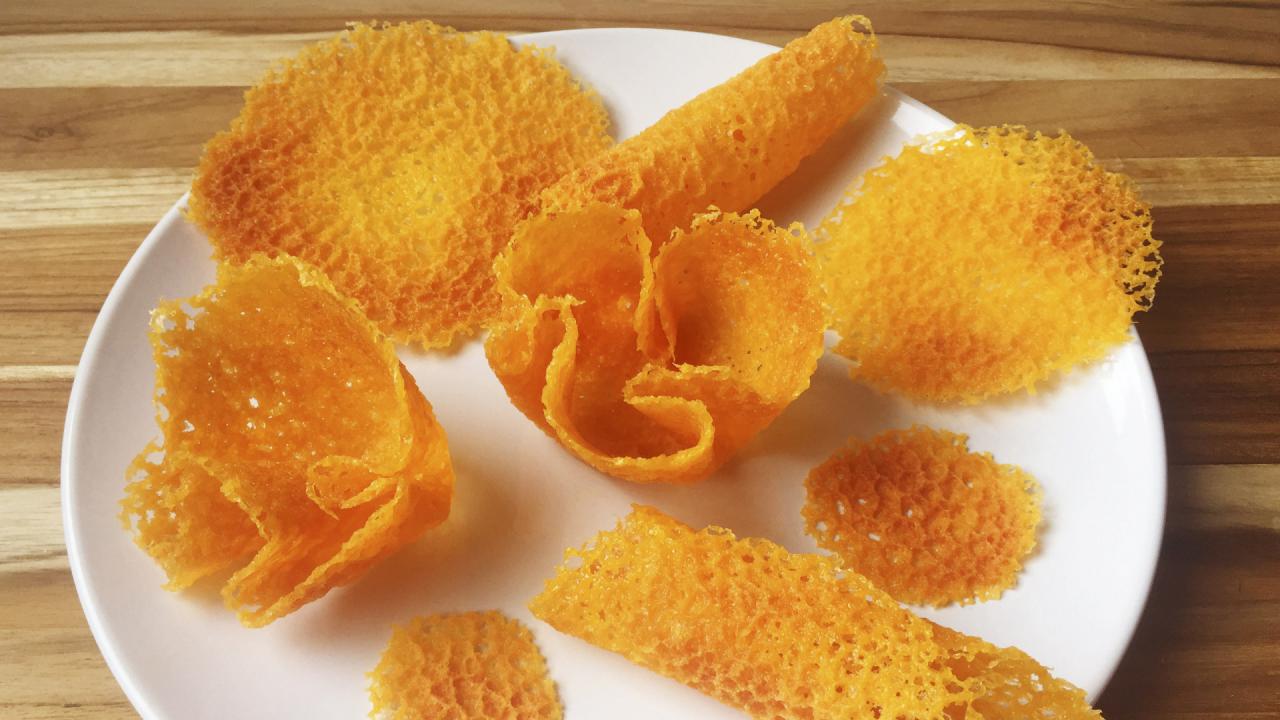 Microwave Cheese Crisps