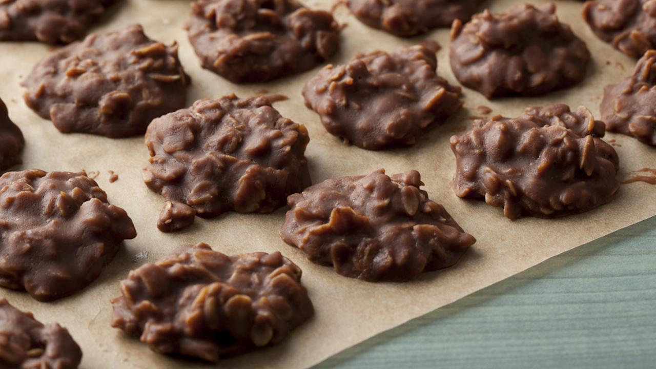 Peanut Butter-Chocolate No-Bake Cookies