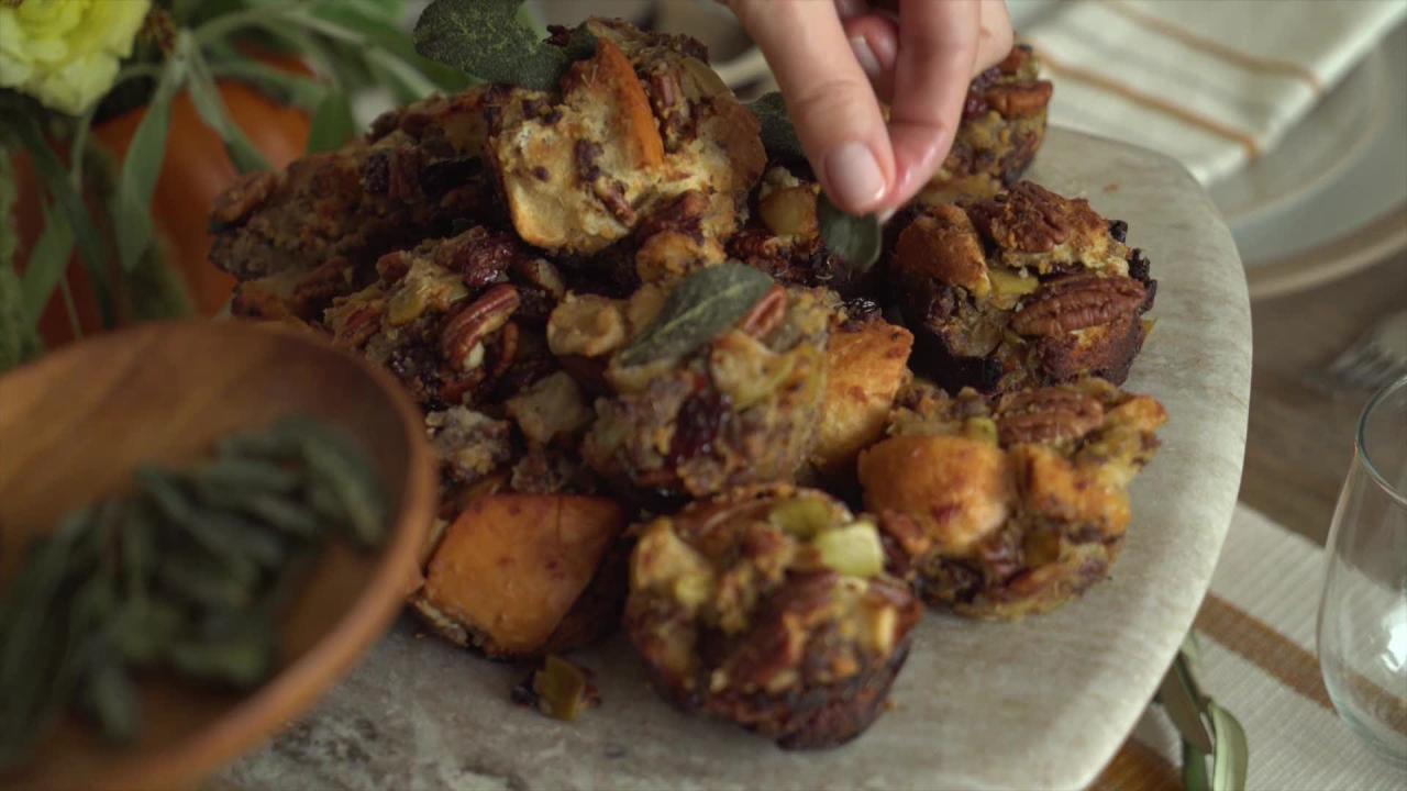 Friendsgiving: The Foodie