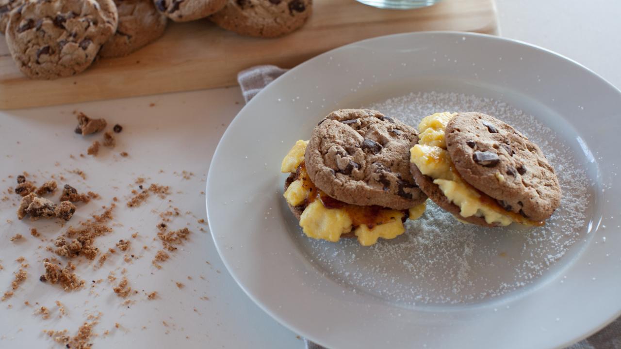Creme Brulee Cookie Sandwiches