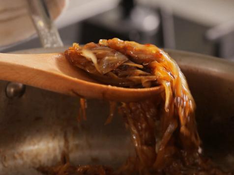 How to Caramelize Onions