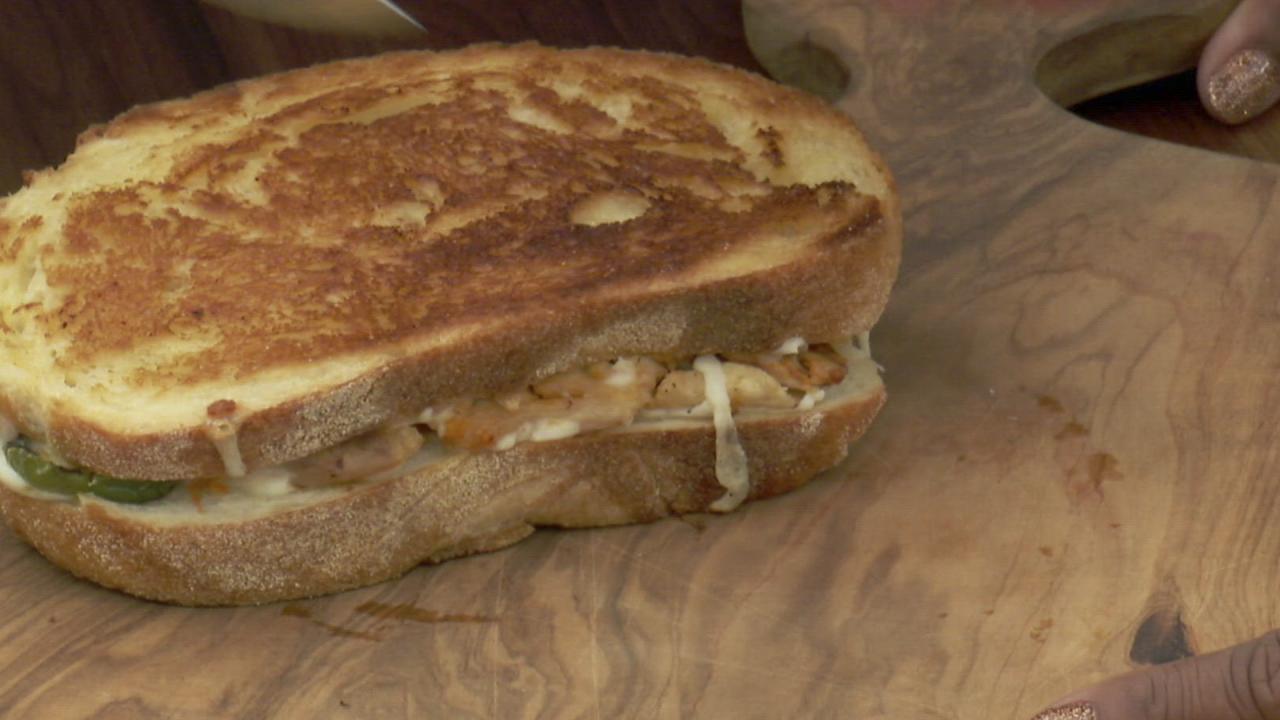 Chicken Jalapeno Popper Melt