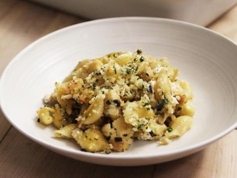 Crusty Baked Shells and Cauliflower