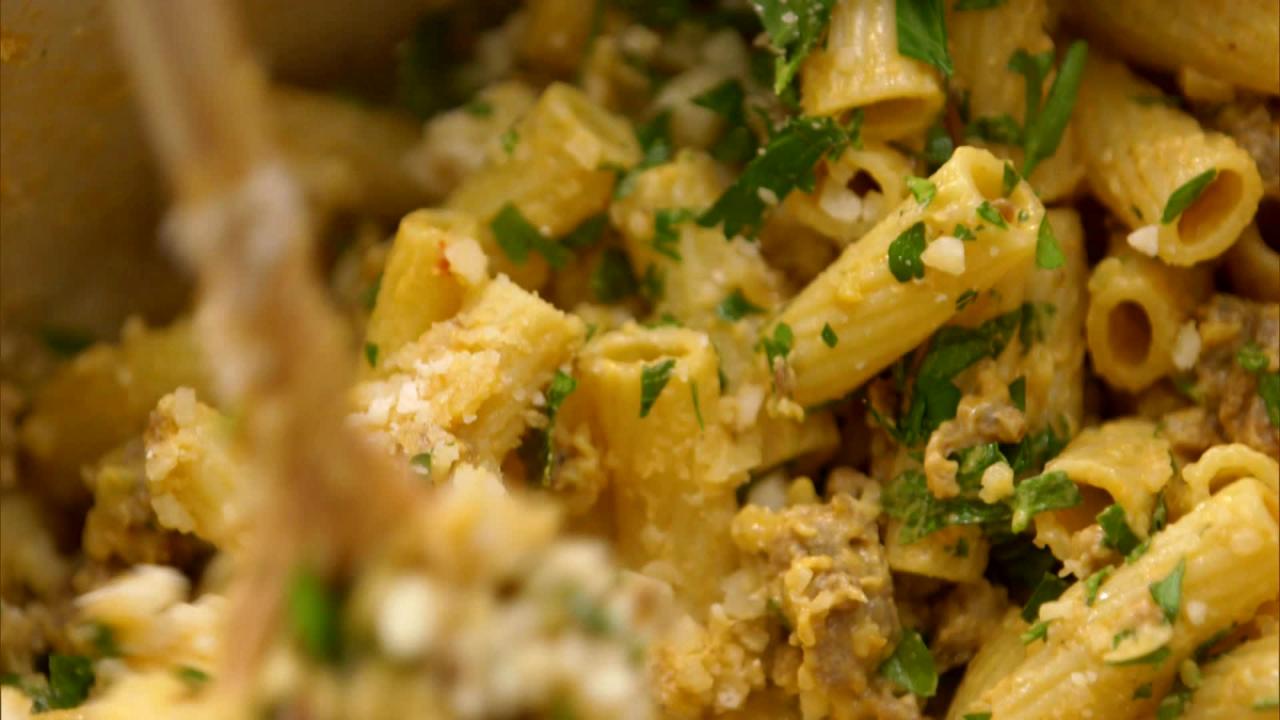 Rigatoni With Sausage & Fennel